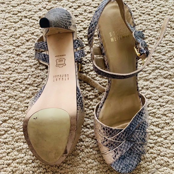 Stuart Weitzman - Picture 2 of 4